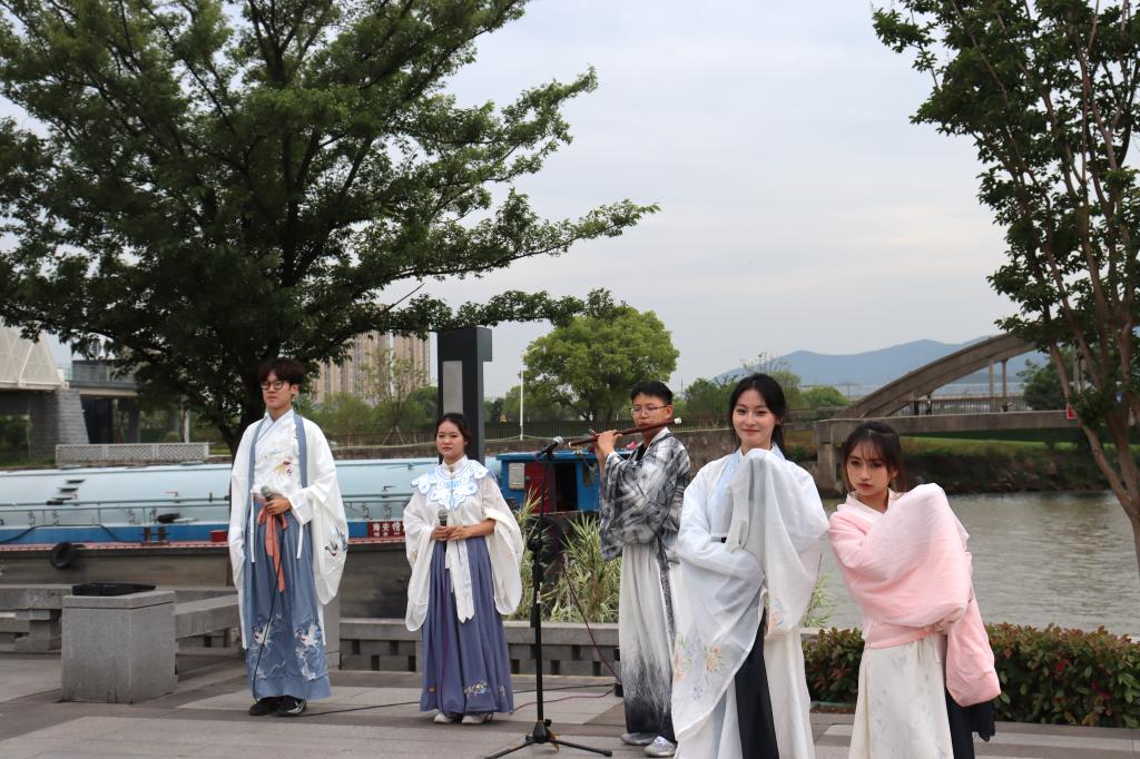 成人影院